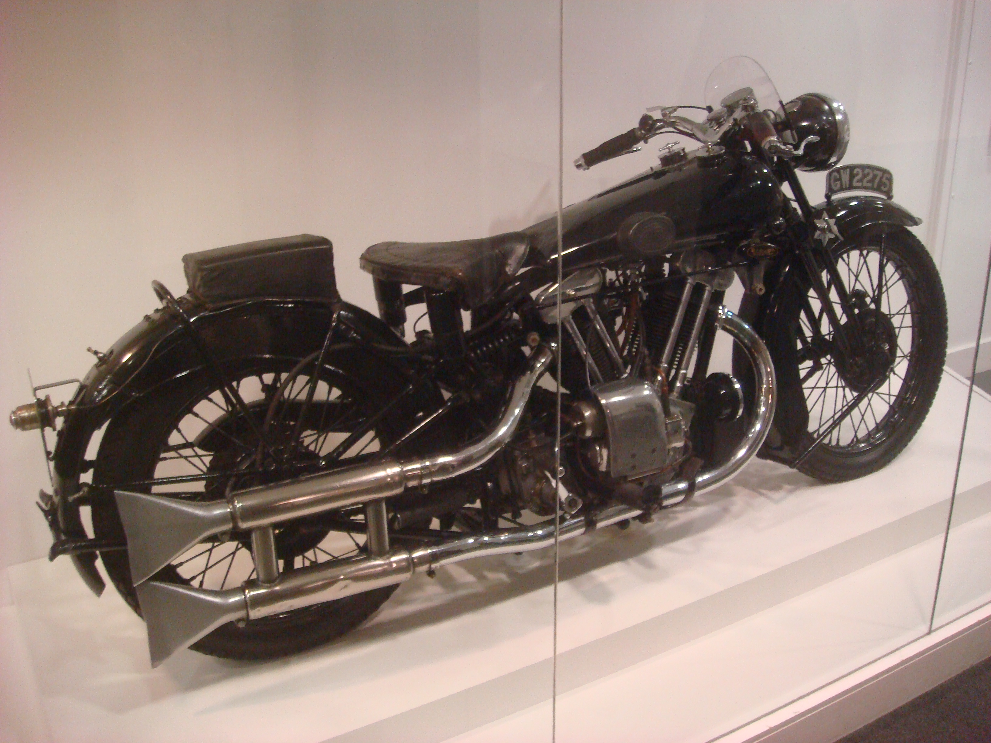 t-e-lawrences-brough-superior-ss100-motorcycle.jpg